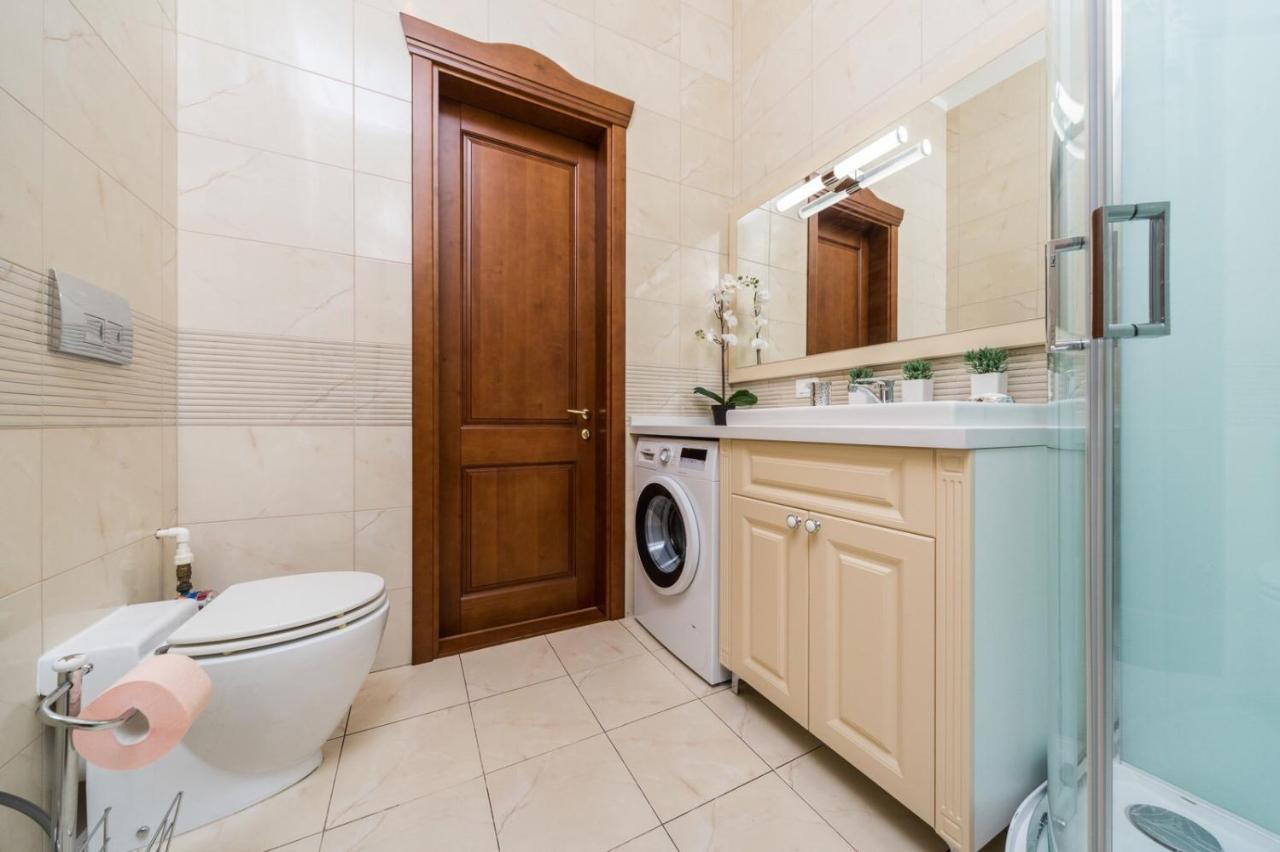 New Luxury Apartment Troitskay Одесса Экстерьер фото