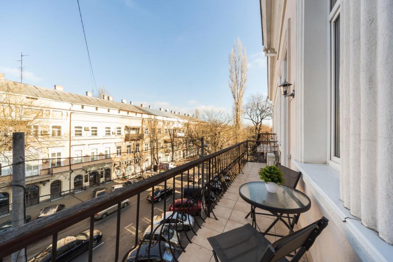 New Luxury Apartment Troitskay Одесса Экстерьер фото