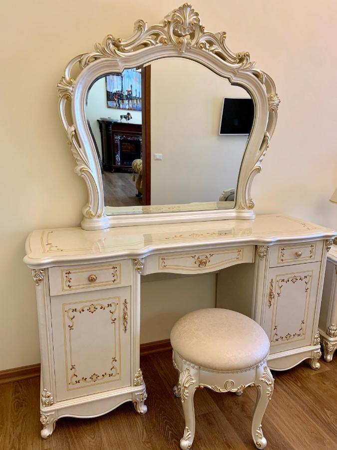 New Luxury Apartment Troitskay Одесса Экстерьер фото